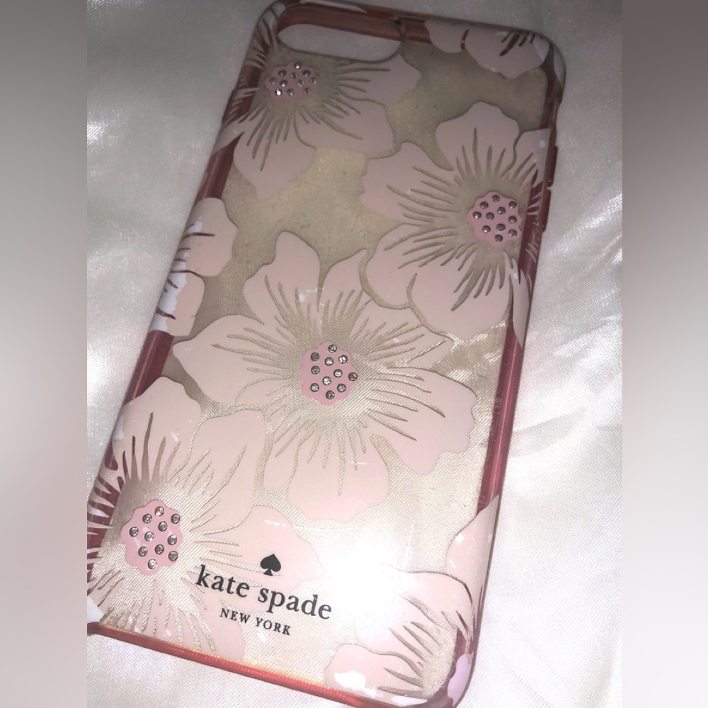 Kate Spade iPhone 8 Plus case. GORGEOUS!